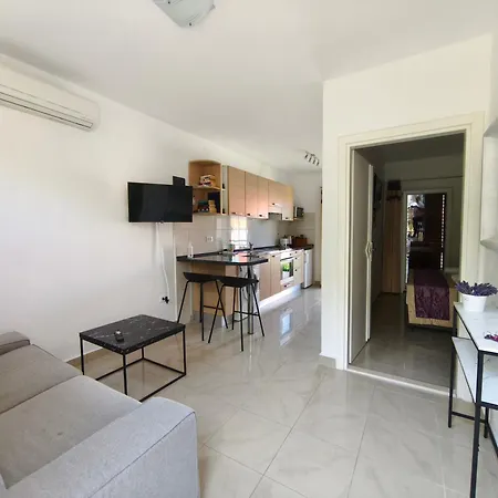 Summer Island Apartament *